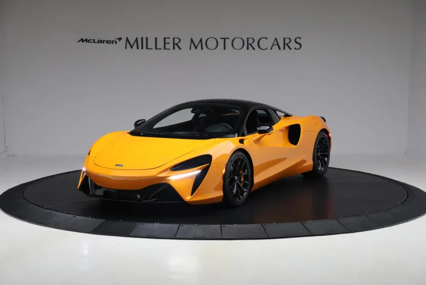 2024 Mclaren ARTURA photo 1