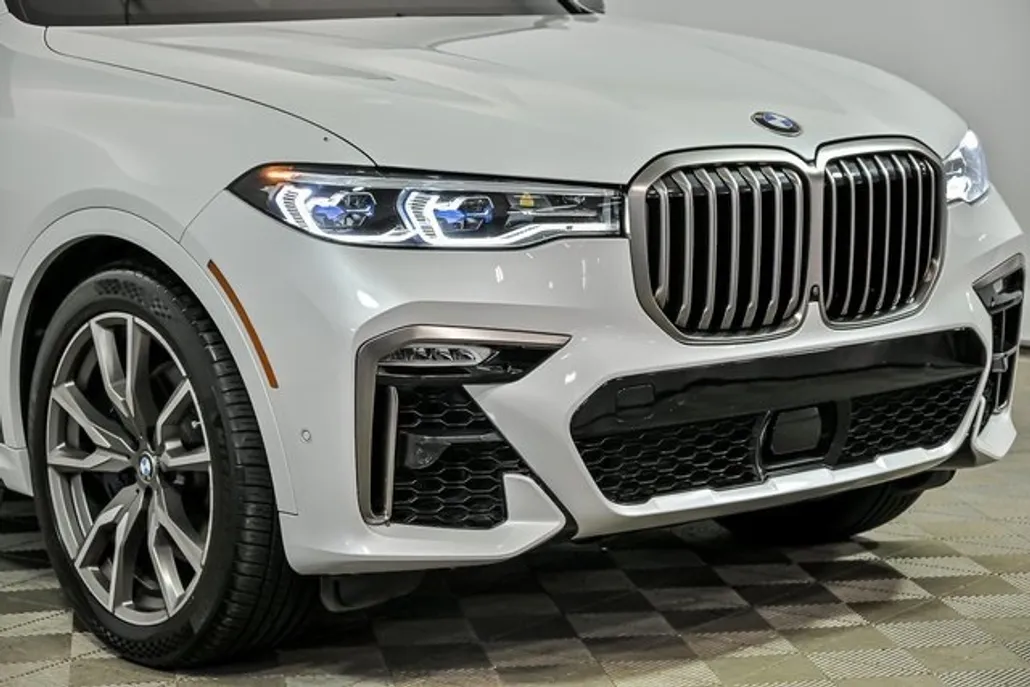 2021 Bmw X7 M50i photo 1