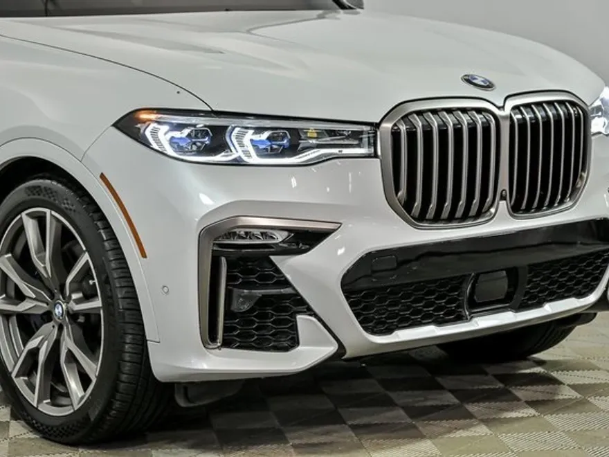 2021 Bmw X7 M50i photo 1