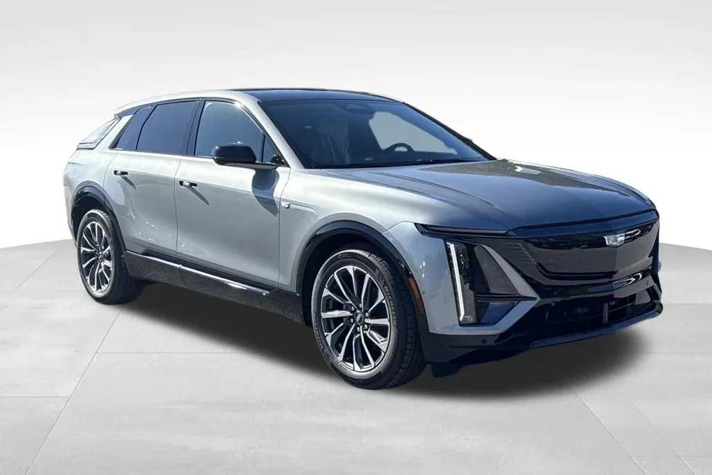 2026 Cadillac Lyriq Sport photo 1