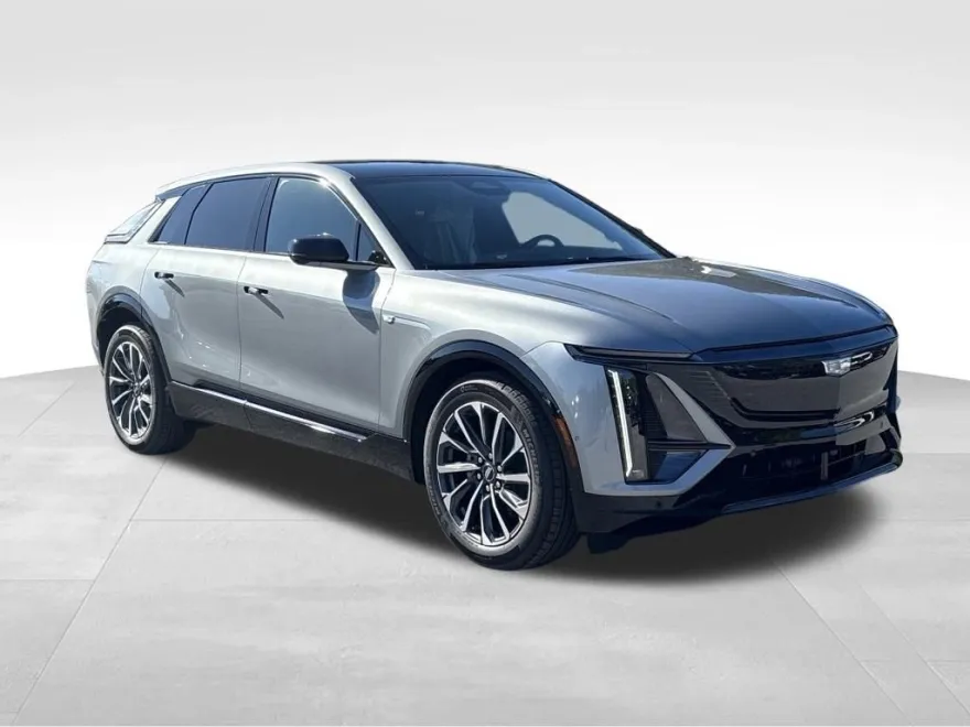 2026 Cadillac Lyriq Sport photo 1