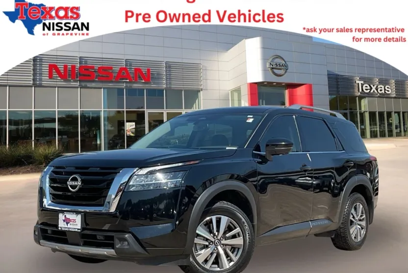 2022 Nissan Pathfinder SL photo 1