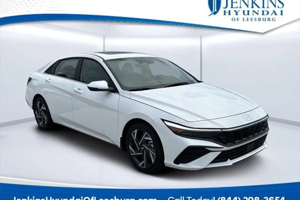 2025 Hyundai Elantra Limited photo 1