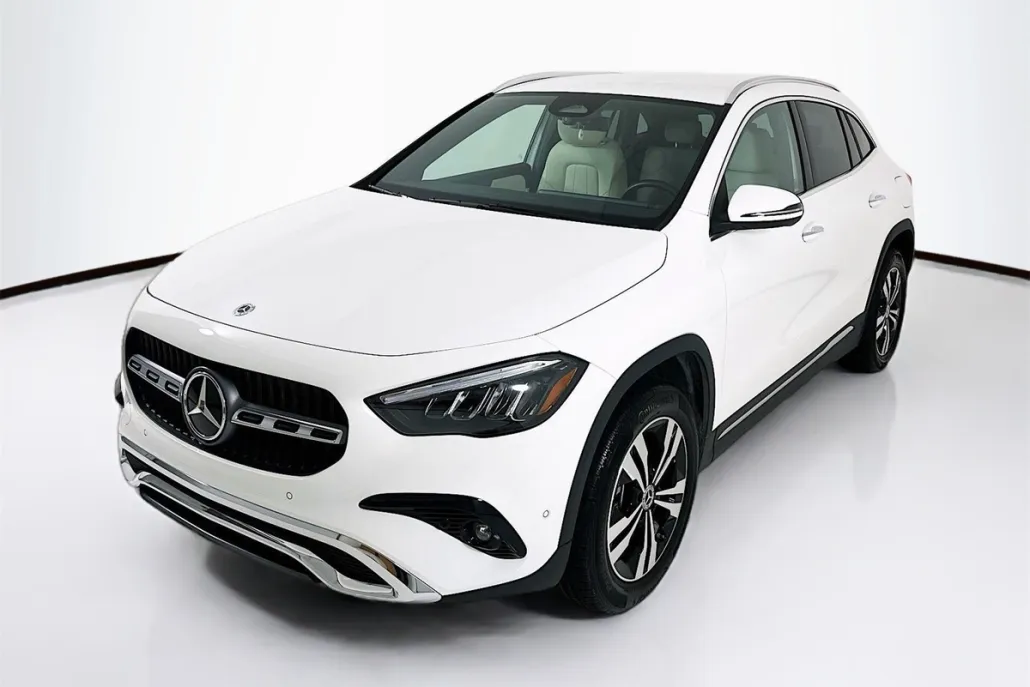 2025 Mercedes Benz GLA 250 photo 1