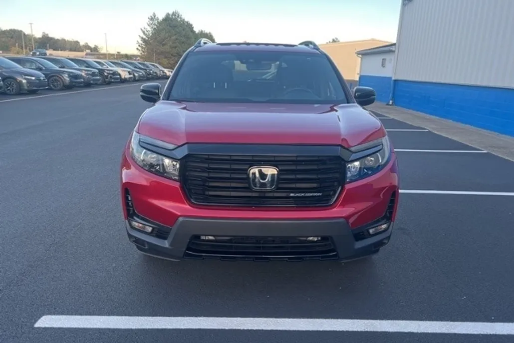 2024 Honda Passport Black Edition photo 1