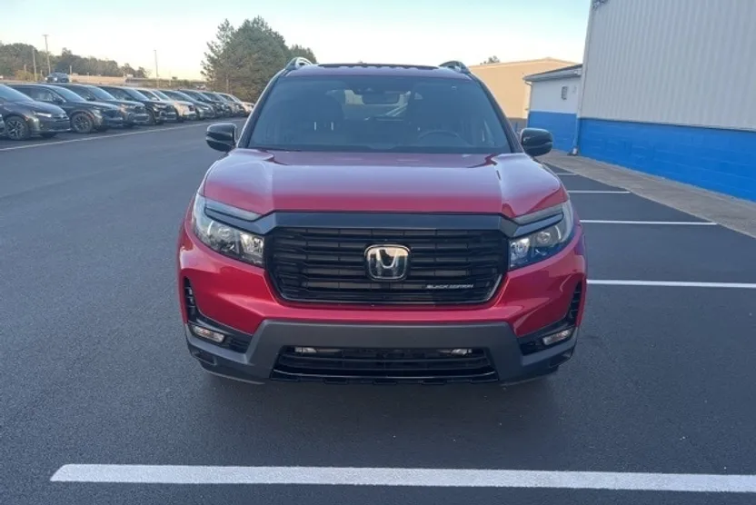 2024 Honda Passport Black Edition photo 1