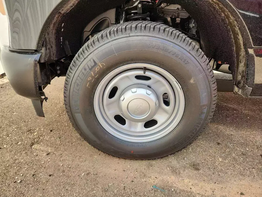 2026 Ford F-350 XL photo 1