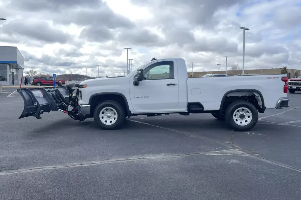2025 Chevrolet Silverado 3500HD photo 1