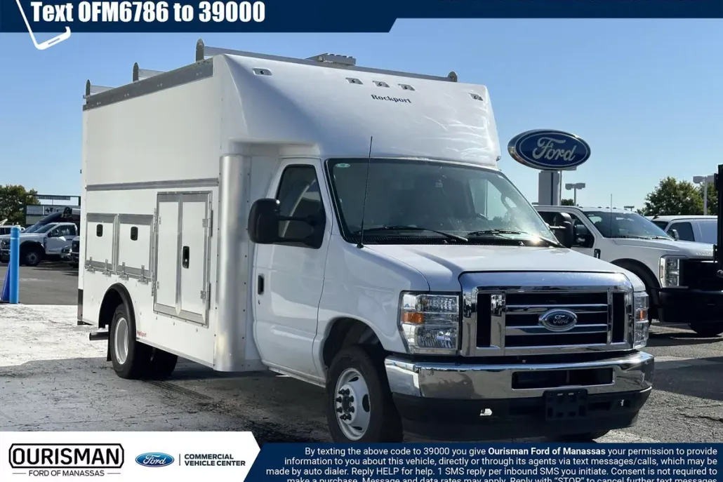 2025 Ford E-350 photo 1