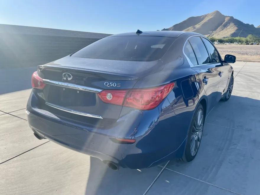 2017 Infiniti Q50 Red Sport 400 photo 1