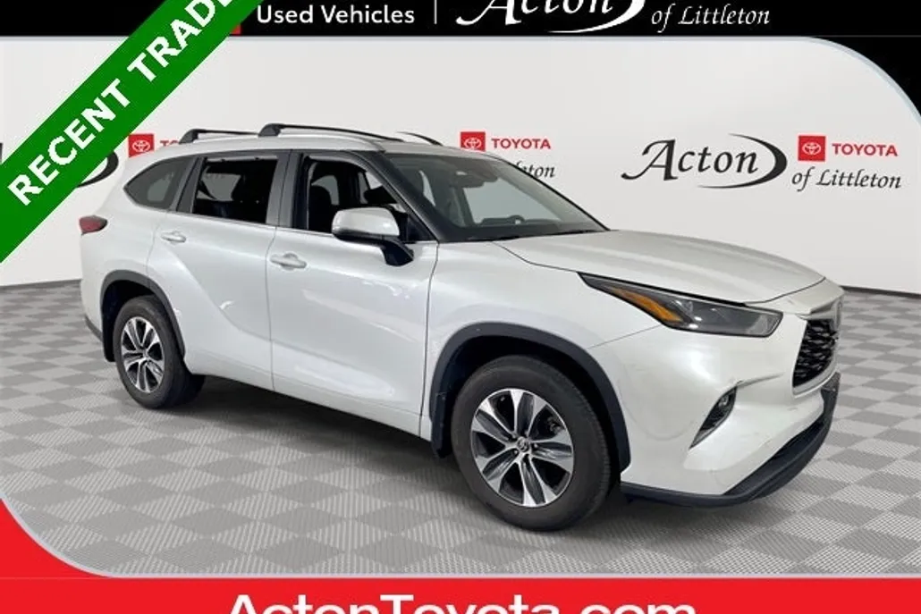 2023 Toyota Highlander Limited Platinum XLE XSE photo 1