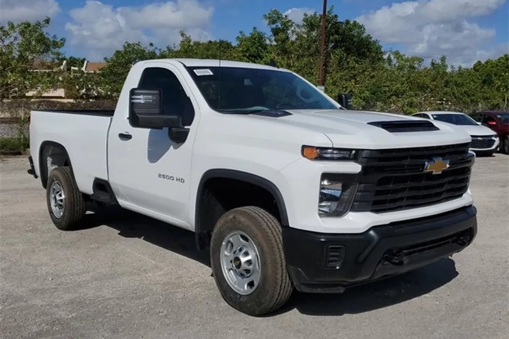 2025 Chevrolet Silverado 2500HD photo 1