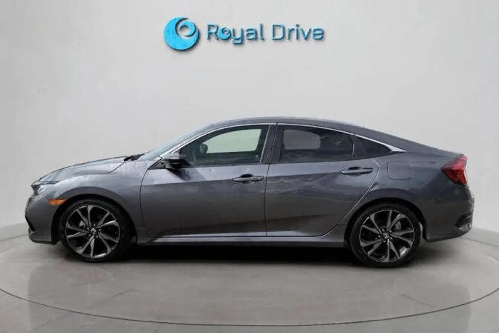 2021 Honda Civic Sport photo 1