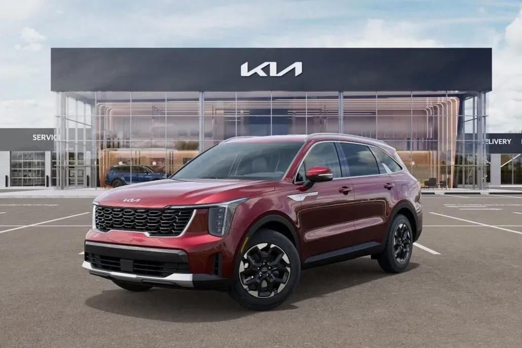 2025 Kia Sorento S photo 1