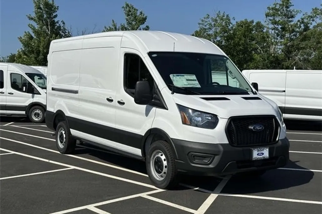 2025 Ford Transit photo 1