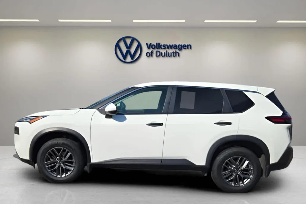 2022 Nissan Rogue S photo 1