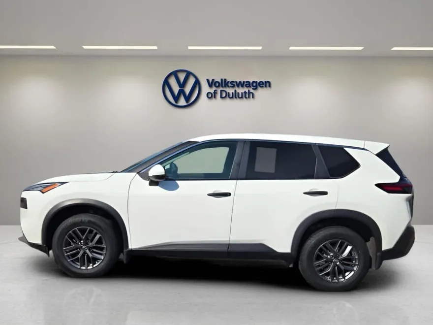2022 Nissan Rogue S photo 1
