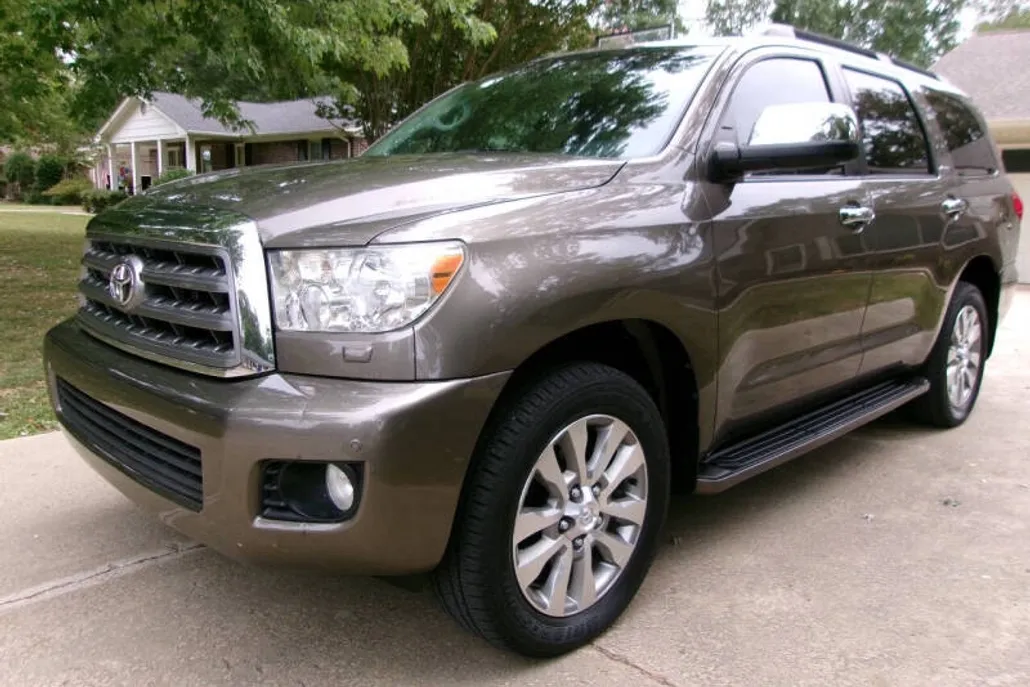 2014 Toyota Sequoia Limited photo 1