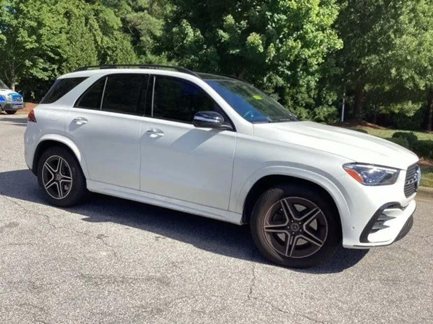 2024 Mercedes Benz GLE 450 4MATIC photo 1