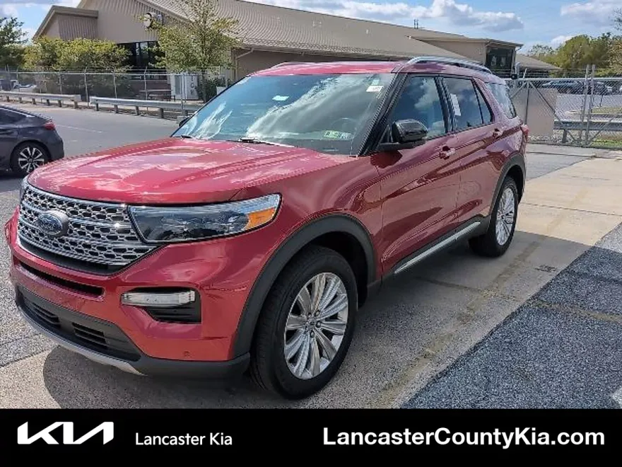 2022 Ford Explorer Limited photo 1