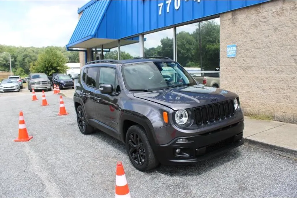 2018 Jeep Renegade Latitude North Edition photo 1