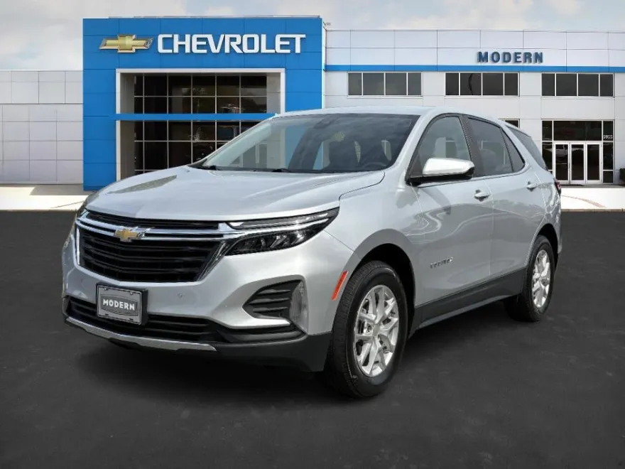 2022 Chevrolet Equinox LT photo 1