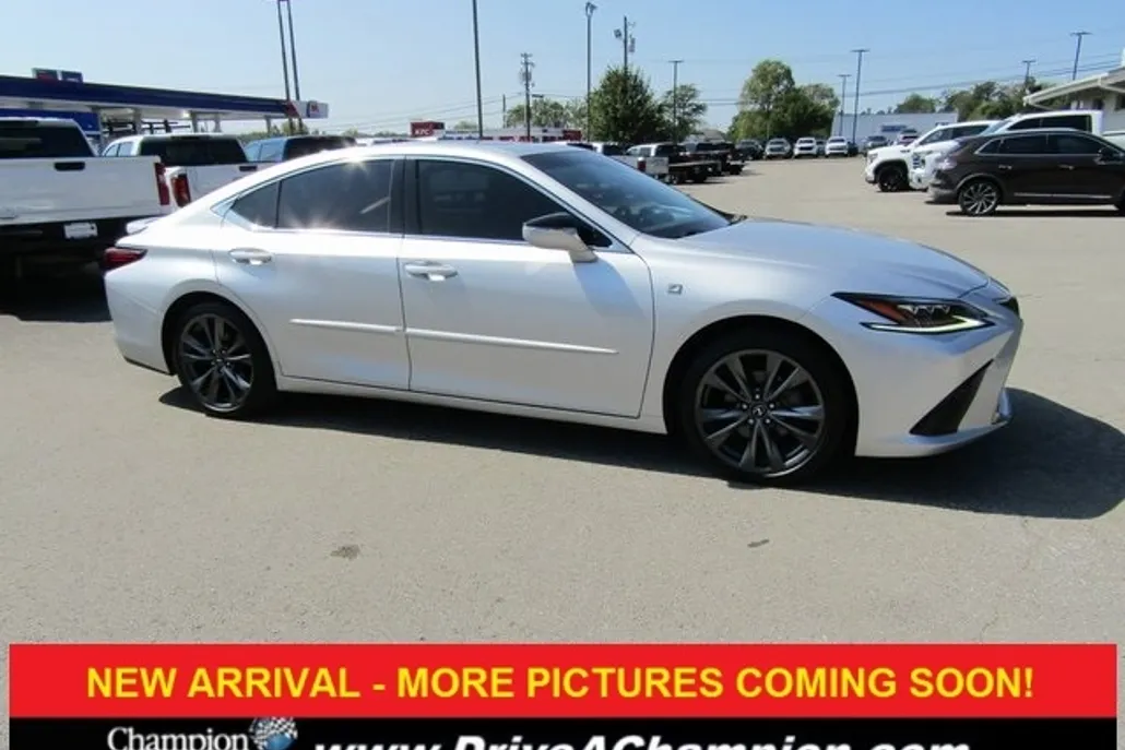 2019 Lexus ES 350 photo 1