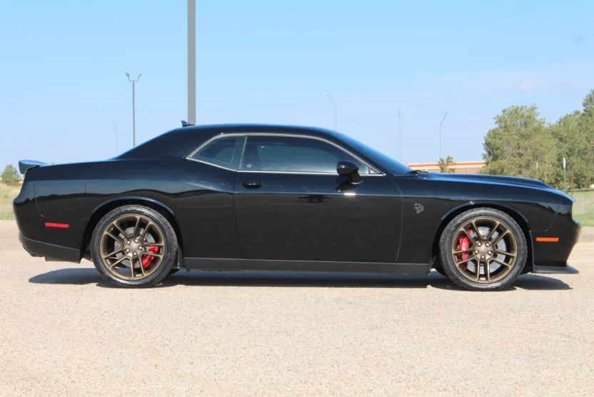 2023 Dodge Challenger SRT8 Hellcat photo 1