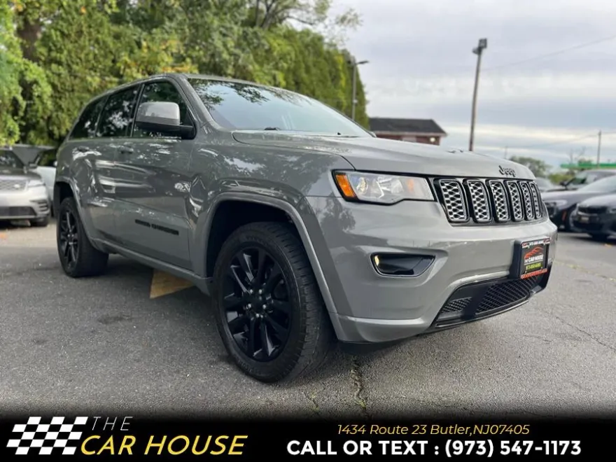 2020 Jeep Grand Cherokee Altitude photo 1