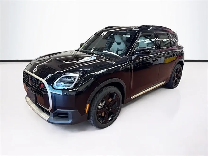 2026 Mini Countryman ALL4 S photo 1