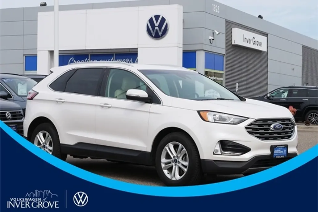 2019 Ford Edge SEL photo 1