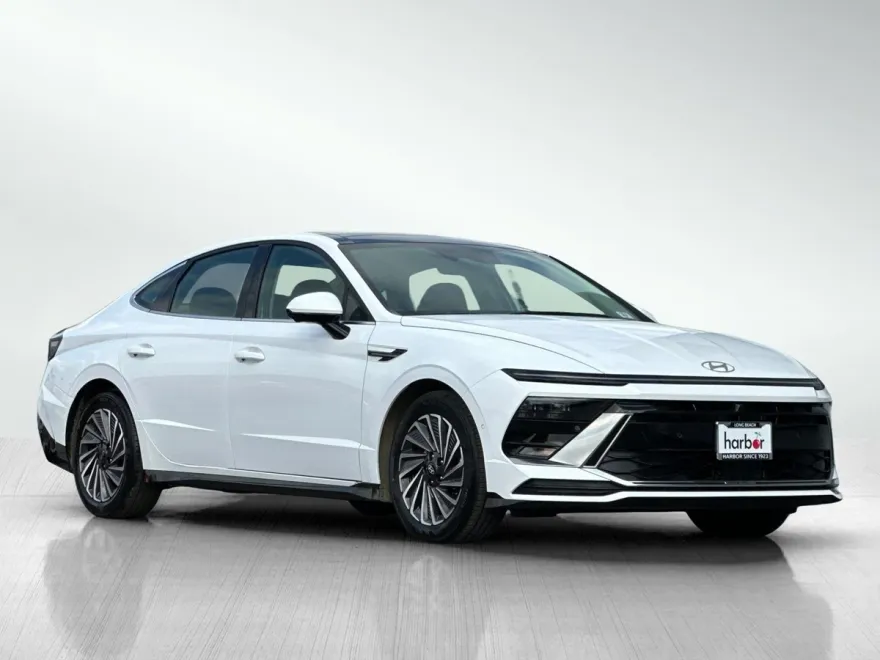 2025 Hyundai Sonata Hybrid Limited photo 1