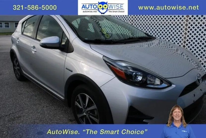2018 Toyota Prius C One photo 1