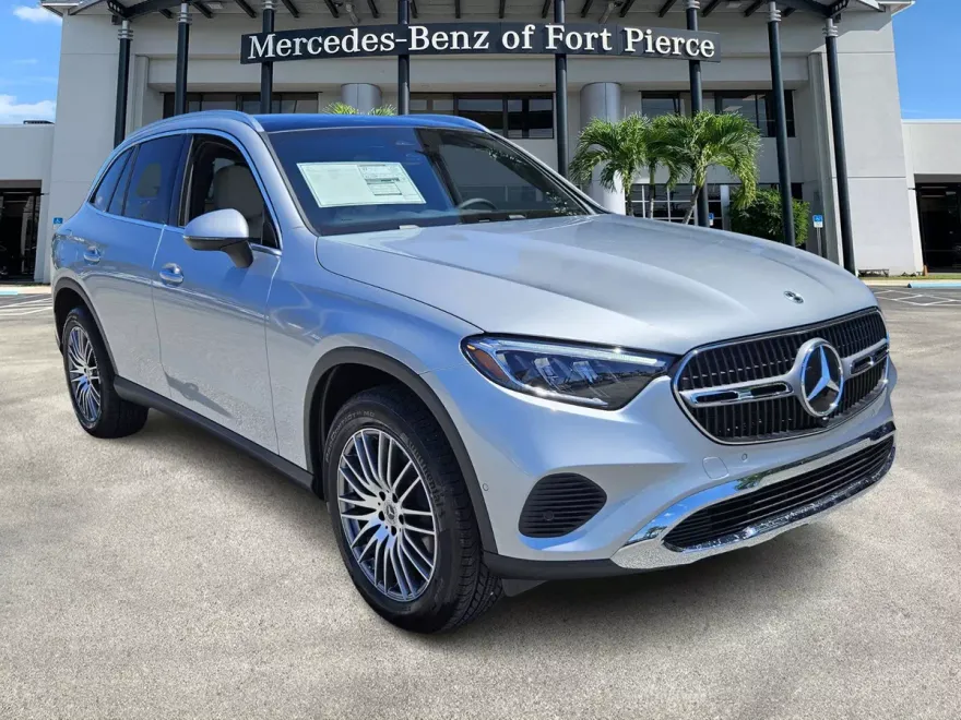 2026 Mercedes Benz GLC 300 photo 1