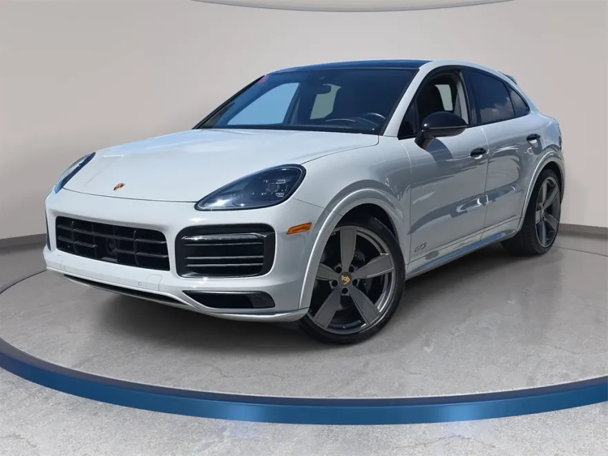 2022 Porsche Cayenne Coupe GTS photo 1