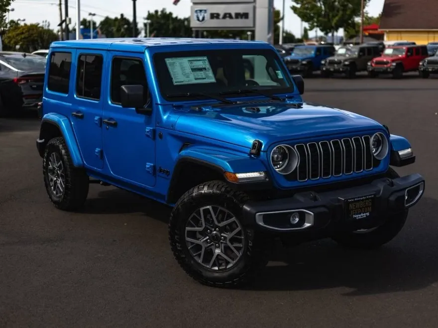 2025 Jeep Wrangler Sahara photo 1