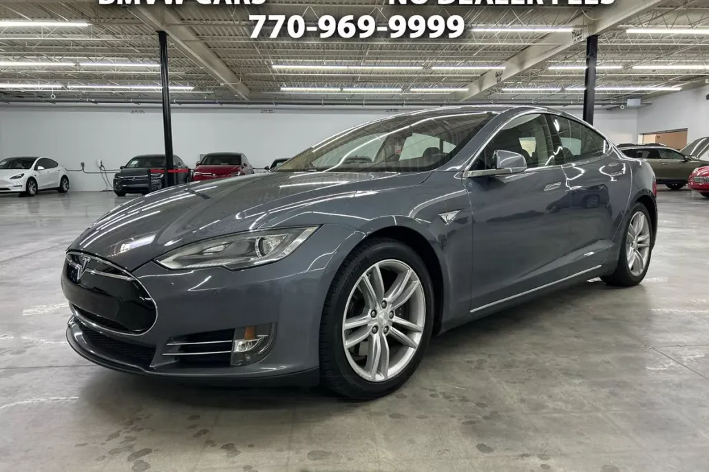 2014 Tesla Model S photo 1