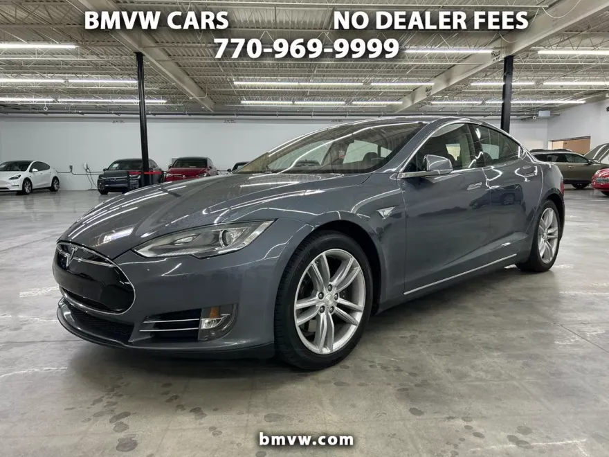 2014 Tesla Model S photo 1