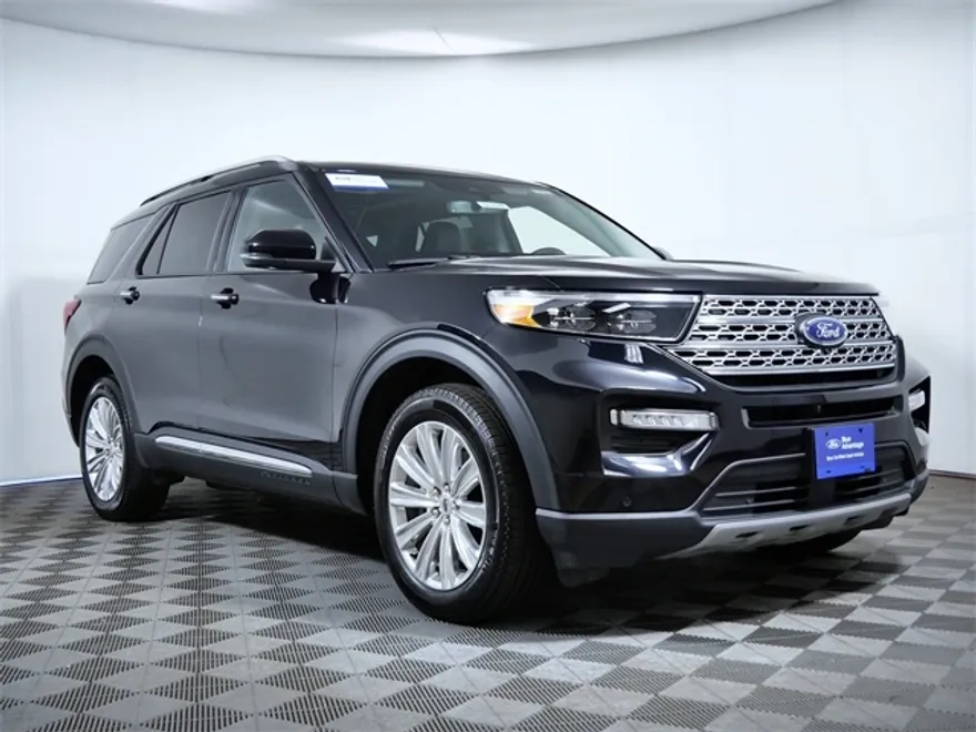2023 Ford Explorer Limited photo 1
