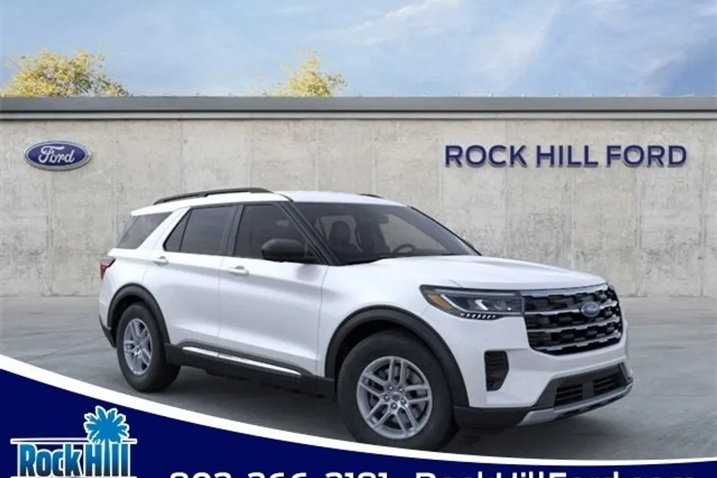 2025 Ford Explorer photo 1