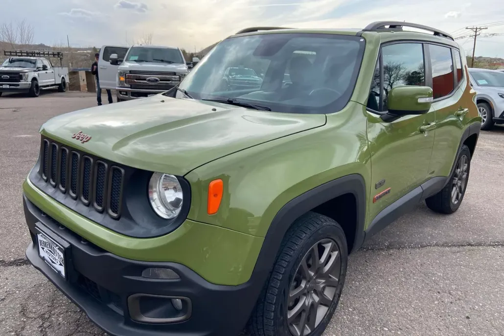 2016 Jeep Renegade Latitude photo 1