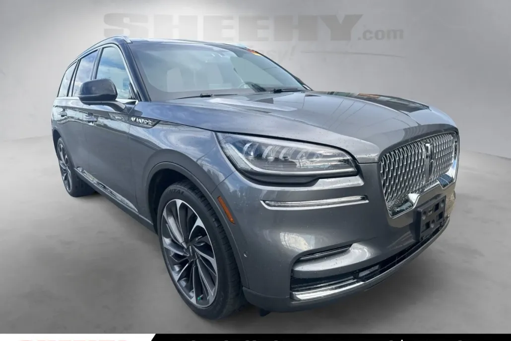 2022 Lincoln Aviator Reserve photo 1