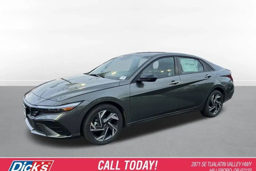 2025 Hyundai Elantra SEL Sport photo 1