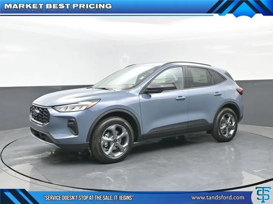 2025 Ford Escape ST-Line photo 1