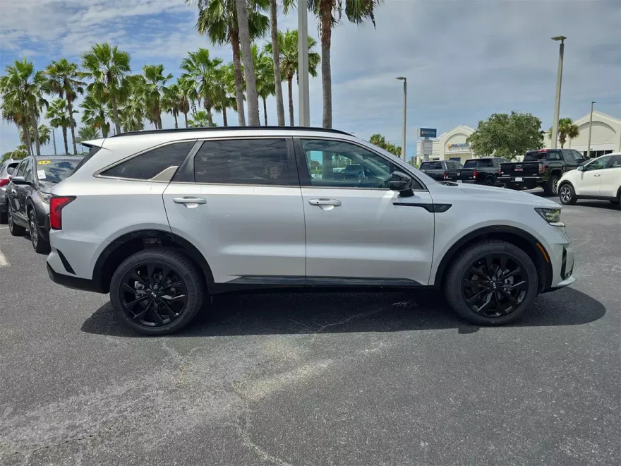 2021 Kia Sorento SX photo 1