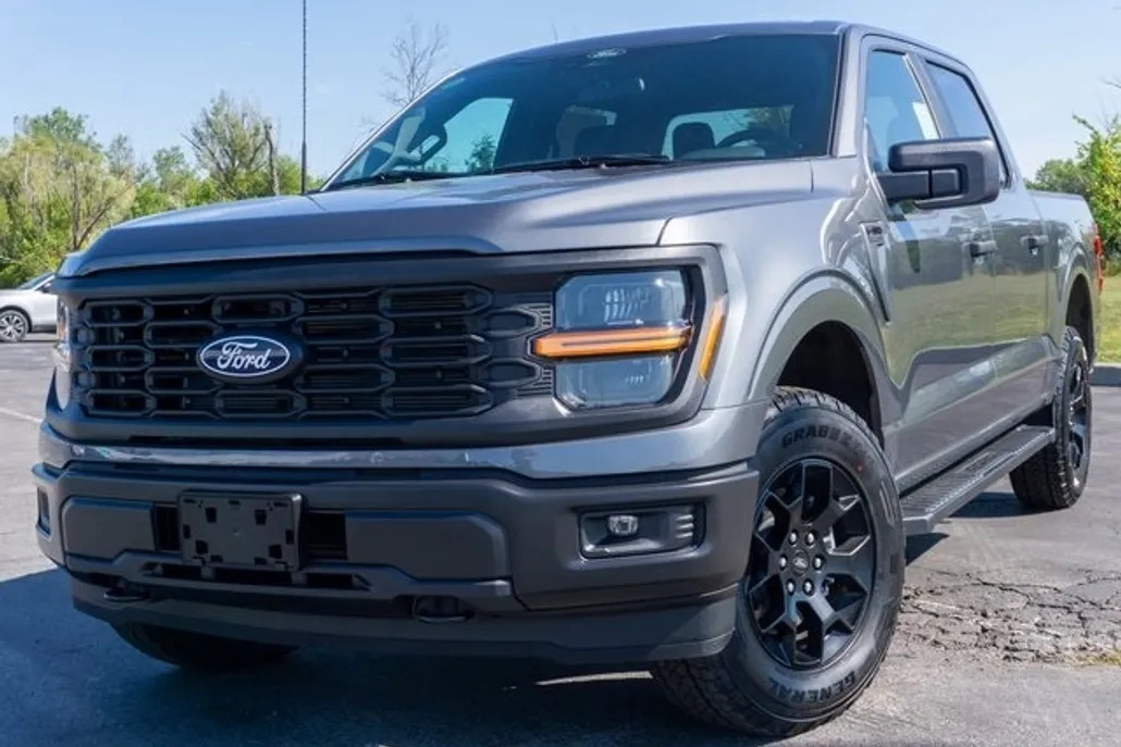 2025 Ford F-150 STX photo 1
