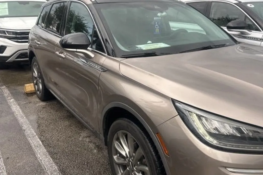 2020 Lincoln Corsair Standard photo 1