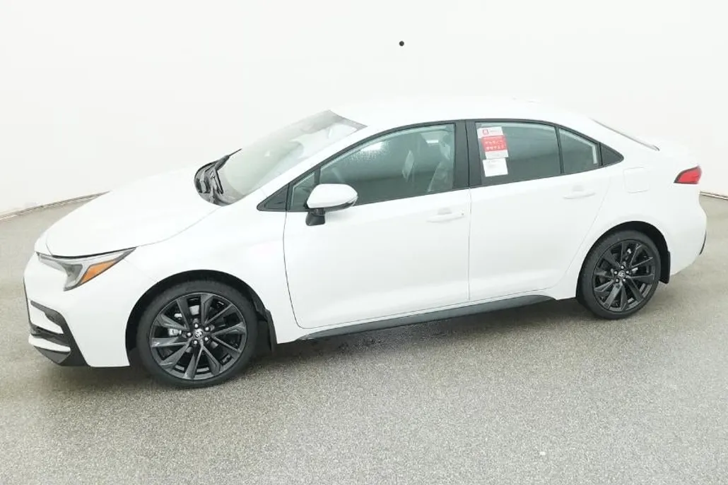 2026 Toyota Corolla SE photo 1