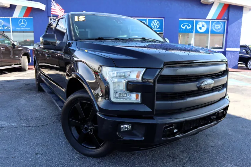 2015 Ford F-150 Lariat photo 1