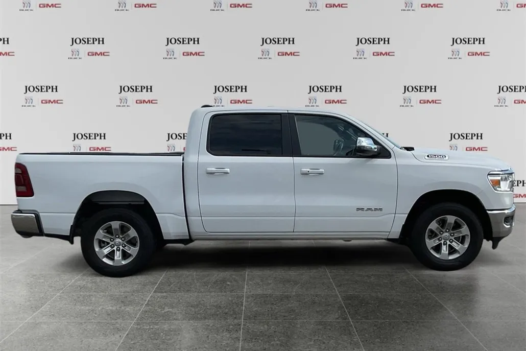 2024 Ram 1500 Laramie photo 1
